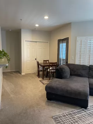 Photo #4: 225049540 Listing