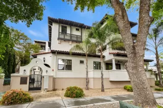 Photo #1: 225049572 Listing 