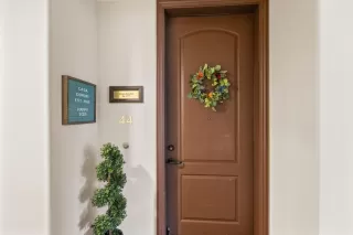 Photo #3: 225049572 Listing 