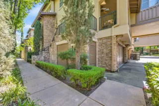 Photo #1: 225049995 Listing 