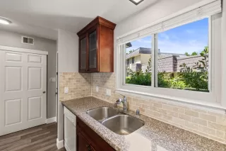 Photo #5: 225050108 Listing 