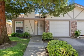 More Details about MLS # 225050121 : 2344 BRIDLEWOOD DR #21