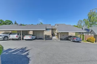 Photo #5: 225050367 Listing