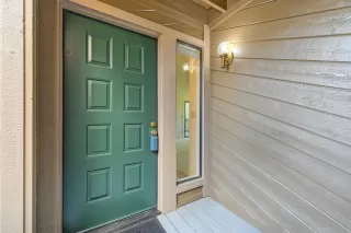 Photo #6: 225050367 Listing