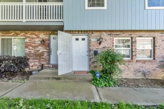 Photo #1: 225050686 Listing 