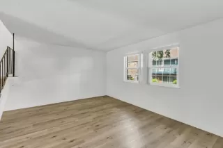 Photo #4: 225050686 Listing 