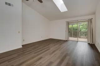 Photo #5: 225051068 Listing 