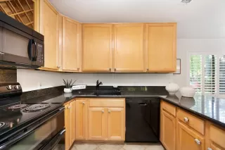 Photo #4: 225051785 Listing 