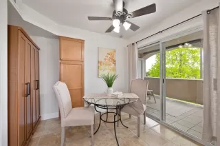 Photo #5: 225052169 Listing