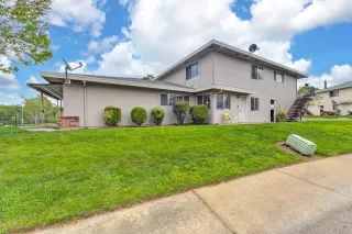 Photo #5: 225053109 Listing