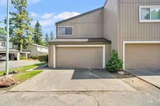 Photo #2: 225054114 Listing 