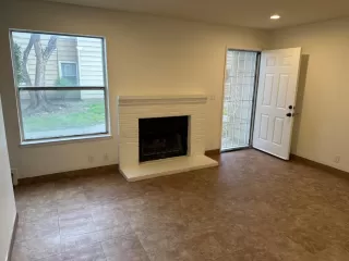 Photo #5: 225054126 Listing 