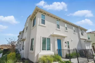 Photo #1: 225054539 Listing 