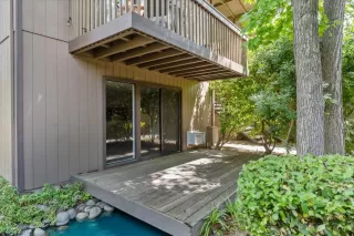 Photo #2: 225055610 Listing