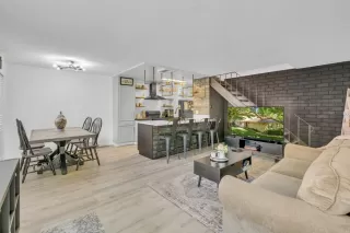 Photo #5: 225056338 Listing 