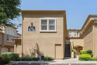 Photo #1: 225056773 Listing 