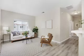 Photo #6: 225056853 Listing 