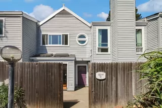 Click for more information on MLS # 225057692 : 1509 HOOD RD #F More Details about MLS # 225057692 : 1509 HOOD RD #F