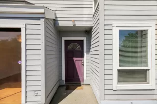 Photo #5: 225057692 Listing