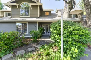 Photo #1: 225057807 Listing 