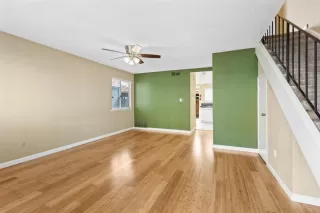 Photo #2: 225058361 Listing 