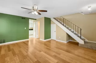 Photo #3: 225058361 Listing 