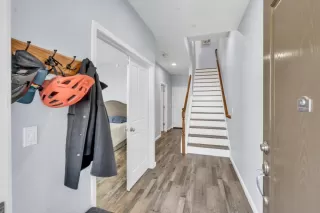 Photo #6: 225058372 Listing