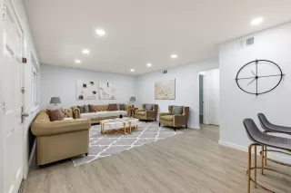 Photo #6: 225058740 Listing 