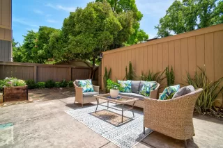 Photo #3: 225059644 Listing