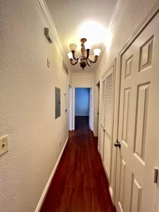 Photo #6: 225059785 Listing