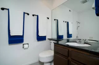 Photo #6: 225060019 Listing