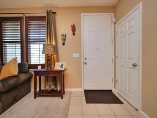 Photo #2: 225060050 Listing