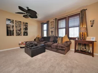 Photo #4: 225060050 Listing