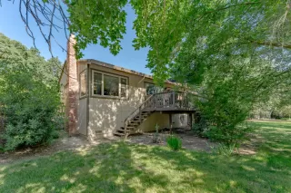 Photo #3: 225060137 Listing