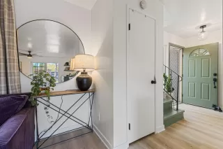 Photo #1: 225061461 Listing 