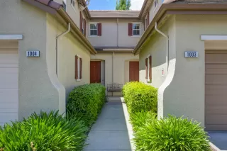 Photo #2: 225061796 Listing