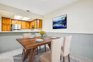 Photo #2: 225062104 Listing 