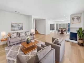 Photo #1: 225062142 Listing