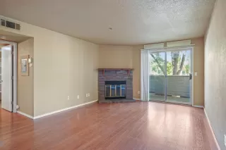 Photo #2: 225063019 Listing