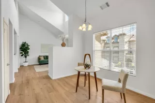 Photo #3: 225063251 Listing 