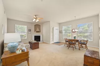 Photo #6: 225063475 Listing