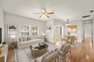 Photo #1: 225063535 Listing 