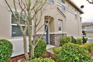 Photo #6: 225063611 Listing