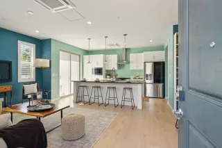 Photo #4: 225064525 Listing