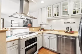 Photo #6: 225064754 Listing