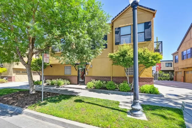 MLS: 225065313 Condo For Sale