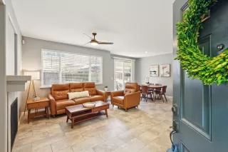 Photo #2: 225065894 Listing