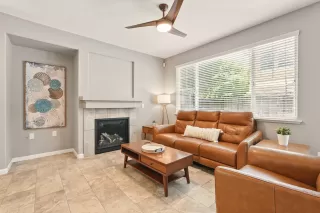 Photo #3: 225065894 Listing