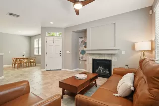 Photo #4: 225065894 Listing