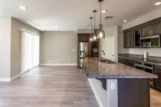 Photo #2: 225065895 Listing 